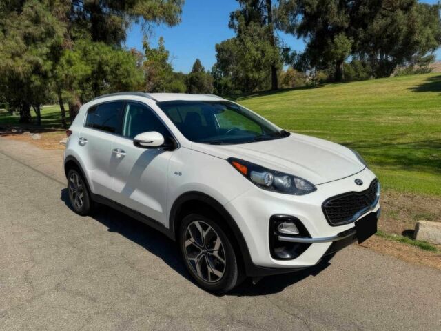 Белый Киа Sportage, объемом двигателя 2.4 л и пробегом 10 тыс. км за 14700 $, фото 2 на Automoto.ua