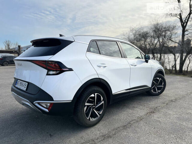 Білий Кіа Sportage, об'ємом двигуна 1.6 л та пробігом 15 тис. км за 26000 $, фото 3 на Automoto.ua