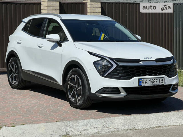 Белый Киа Sportage, объемом двигателя 2 л и пробегом 33 тыс. км за 24999 $, фото 2 на Automoto.ua