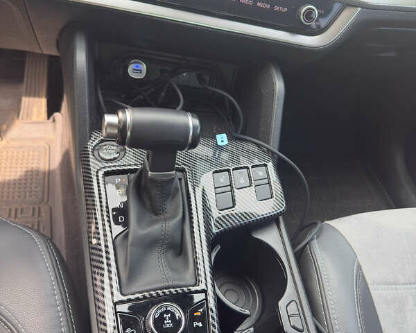 Білий Кіа Sportage, об'ємом двигуна 1.6 л та пробігом 47 тис. км за 30000 $, фото 6 на Automoto.ua