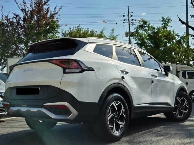 Белый Киа Sportage, объемом двигателя 2 л и пробегом 38 тыс. км за 18000 $, фото 3 на Automoto.ua