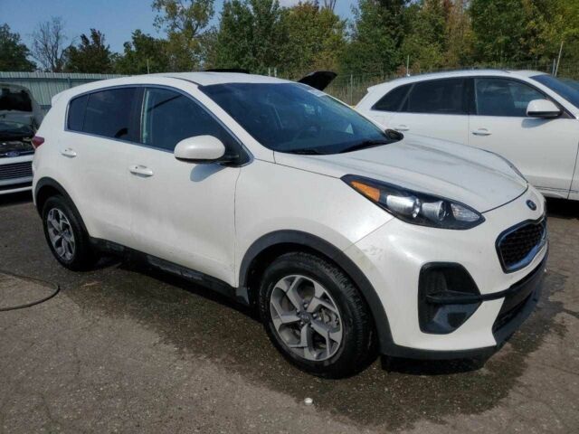 Белый Киа Sportage, объемом двигателя 2.4 л и пробегом 61 тыс. км за 4600 $, фото 2 на Automoto.ua