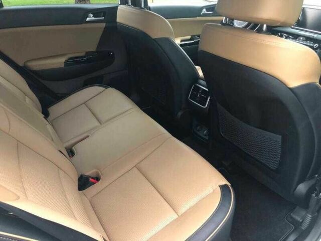 Білий Кіа Sportage, об'ємом двигуна 2.4 л та пробігом 37 тис. км за 6000 $, фото 11 на Automoto.ua