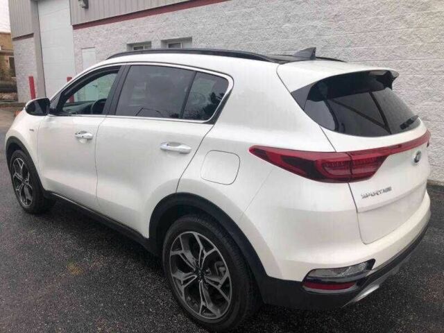 Білий Кіа Sportage, об'ємом двигуна 2.4 л та пробігом 37 тис. км за 6000 $, фото 2 на Automoto.ua