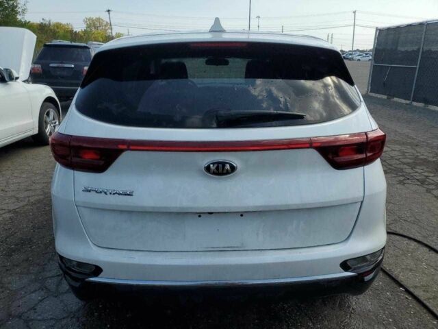 Белый Киа Sportage, объемом двигателя 2.4 л и пробегом 61 тыс. км за 4600 $, фото 4 на Automoto.ua