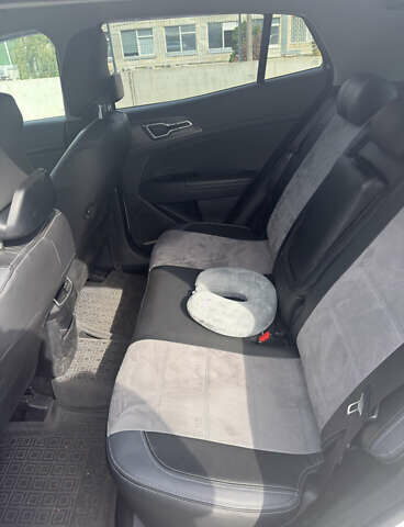 Білий Кіа Sportage, об'ємом двигуна 1.6 л та пробігом 47 тис. км за 30000 $, фото 9 на Automoto.ua