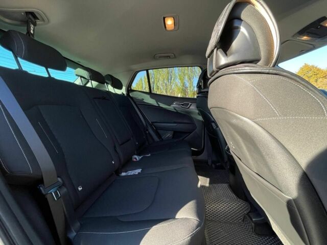 Белый Киа Sportage, объемом двигателя 2 л и пробегом 32 тыс. км за 27500 $, фото 17 на Automoto.ua