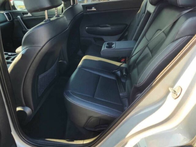 Белый Киа Sportage, объемом двигателя 2.4 л и пробегом 15 тыс. км за 16700 $, фото 8 на Automoto.ua