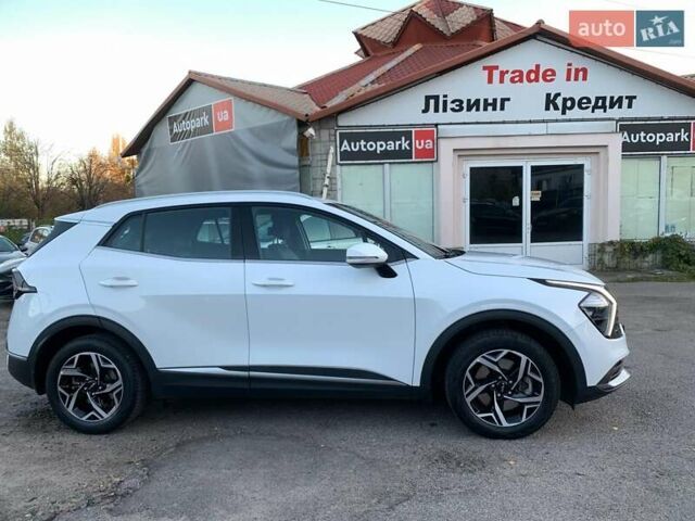 Белый Киа Sportage, объемом двигателя 2 л и пробегом 13 тыс. км за 28290 $, фото 1 на Automoto.ua