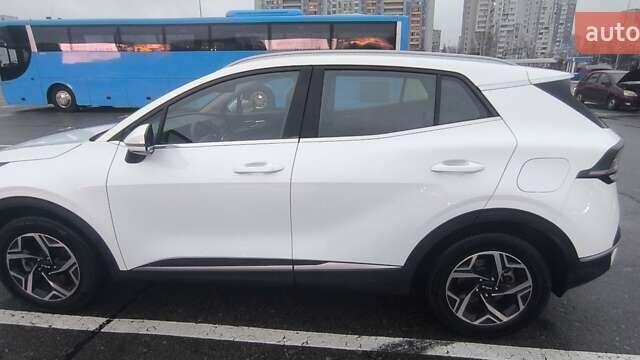 Білий Кіа Sportage, об'ємом двигуна 2 л та пробігом 12 тис. км за 28000 $, фото 5 на Automoto.ua