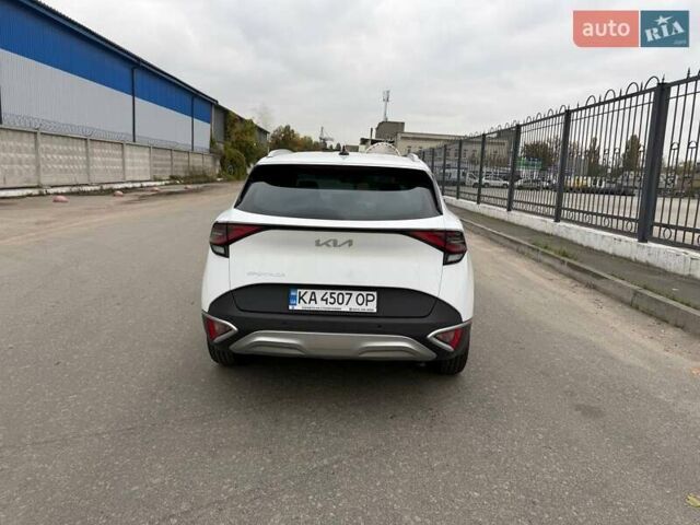Киа Sportage 2023 в Киеве на Automoto.ua Белый Киа Sportage, объемом двигателя 1.6 л и пробегом 11 тыс. км за 26999 $, фото 2 на Automoto.ua