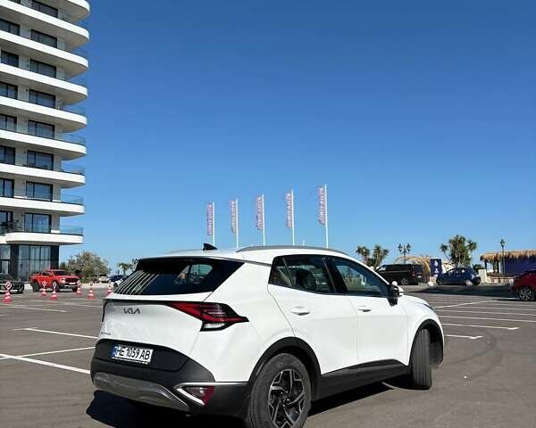 Білий Кіа Sportage, об'ємом двигуна 2 л та пробігом 28 тис. км за 28500 $, фото 4 на Automoto.ua