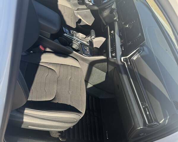 Белый Киа Sportage, объемом двигателя 2 л и пробегом 14 тыс. км за 27500 $, фото 18 на Automoto.ua