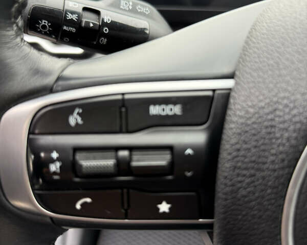 Киа Sportage 2023 в Киеве на Automoto.ua Белый Киа Sportage, объемом двигателя 2 л и пробегом 27 тыс. км за 27950 $, фото 24 на Automoto.ua