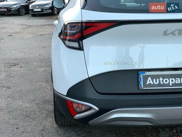 Белый Киа Sportage, объемом двигателя 2 л и пробегом 13 тыс. км за 28290 $, фото 12 на Automoto.ua