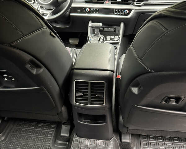 Кіа Sportage 2023 у Києві на Automoto.ua Білий Кіа Sportage, об'ємом двигуна 1.6 л та пробігом 71 тис. км за 27800 $, фото 32 на Automoto.ua
