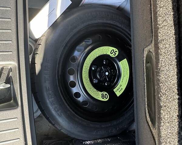 Белый Киа Sportage, объемом двигателя 2 л и пробегом 14 тыс. км за 27500 $, фото 11 на Automoto.ua