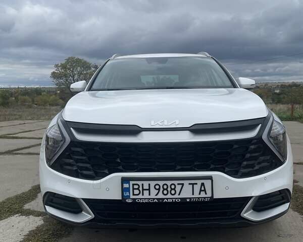 Білий Кіа Sportage, об'ємом двигуна 2 л та пробігом 38 тис. км за 28000 $, фото 3 на Automoto.ua