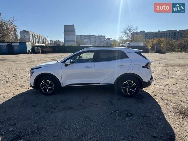 Белый Киа Sportage, объемом двигателя 2 л и пробегом 14 тыс. км за 27500 $, фото 3 на Automoto.ua