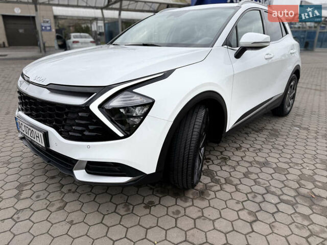 Киа Sportage 2023 в Луцке на Automoto.ua Белый Киа Sportage, объемом двигателя 1.6 л и пробегом 60 тыс. км за 26500 $, фото 2 на Automoto.ua