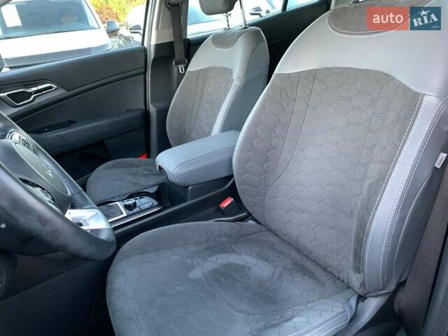 Белый Киа Sportage, объемом двигателя 2 л и пробегом 13 тыс. км за 28290 $, фото 31 на Automoto.ua