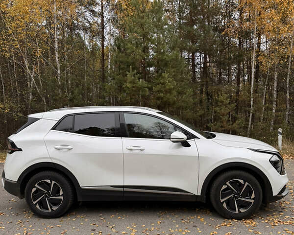 Кіа Sportage 2023 у Києві на Automoto.ua Білий Кіа Sportage, об'ємом двигуна 1.6 л та пробігом 71 тис. км за 27800 $, фото 5 на Automoto.ua
