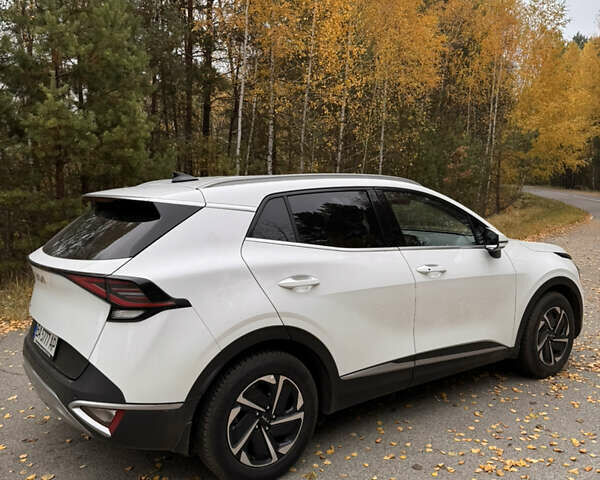 Кіа Sportage 2023 у Києві на Automoto.ua Білий Кіа Sportage, об'ємом двигуна 1.6 л та пробігом 71 тис. км за 27800 $, фото 20 на Automoto.ua