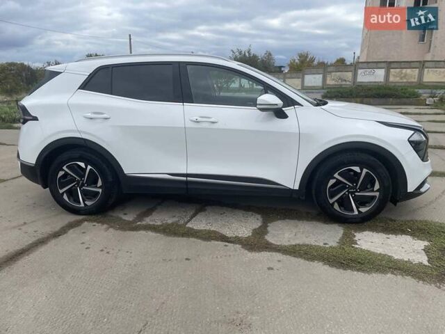 Білий Кіа Sportage, об'ємом двигуна 2 л та пробігом 38 тис. км за 28000 $, фото 5 на Automoto.ua