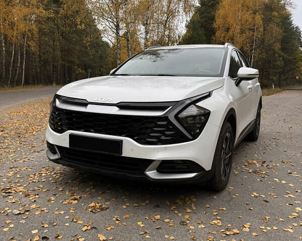 Кіа Sportage 2023 у Києві на Automoto.ua Білий Кіа Sportage, об'ємом двигуна 1.6 л та пробігом 71 тис. км за 27800 $, фото 1 на Automoto.ua