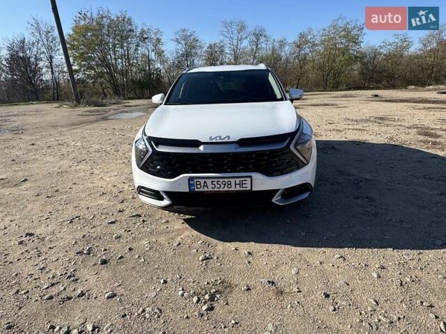 Белый Киа Sportage, объемом двигателя 2 л и пробегом 14 тыс. км за 27500 $, фото 2 на Automoto.ua