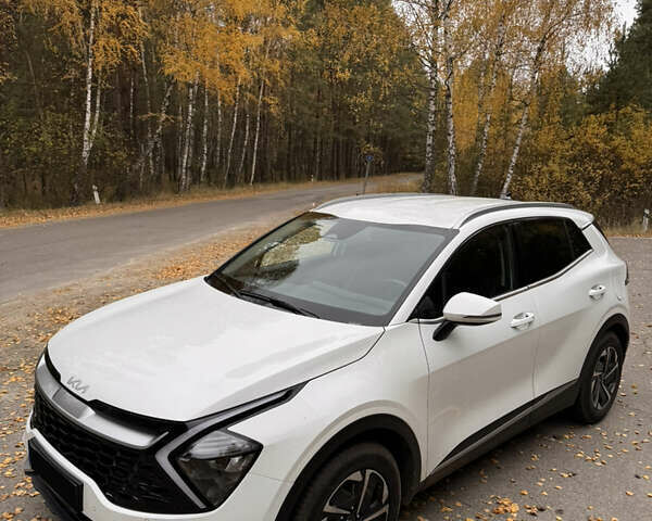 Кіа Sportage 2023 у Києві на Automoto.ua Білий Кіа Sportage, об'ємом двигуна 1.6 л та пробігом 71 тис. км за 27800 $, фото 17 на Automoto.ua