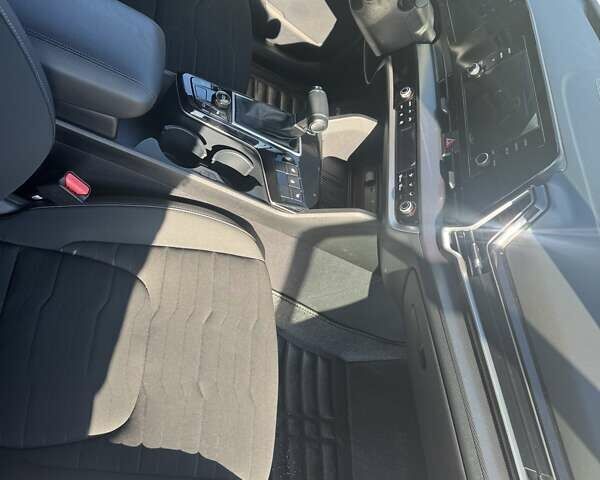 Белый Киа Sportage, объемом двигателя 2 л и пробегом 14 тыс. км за 27500 $, фото 15 на Automoto.ua