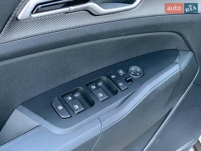 Белый Киа Sportage, объемом двигателя 2 л и пробегом 13 тыс. км за 28290 $, фото 19 на Automoto.ua