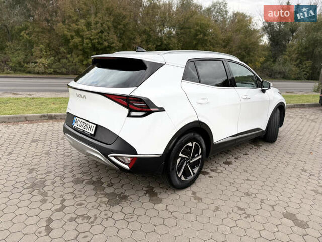Киа Sportage 2023 в Луцке на Automoto.ua Белый Киа Sportage, объемом двигателя 1.6 л и пробегом 60 тыс. км за 26500 $, фото 3 на Automoto.ua