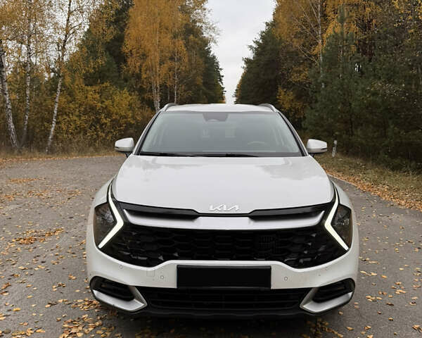 Кіа Sportage 2023 у Києві на Automoto.ua Білий Кіа Sportage, об'ємом двигуна 1.6 л та пробігом 71 тис. км за 27800 $, фото 22 на Automoto.ua