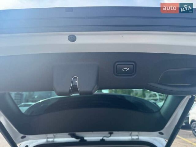 Киа Sportage 2023 в Киеве на Automoto.ua Белый Киа Sportage, объемом двигателя 1.6 л и пробегом 11 тыс. км за 26999 $, фото 7 на Automoto.ua