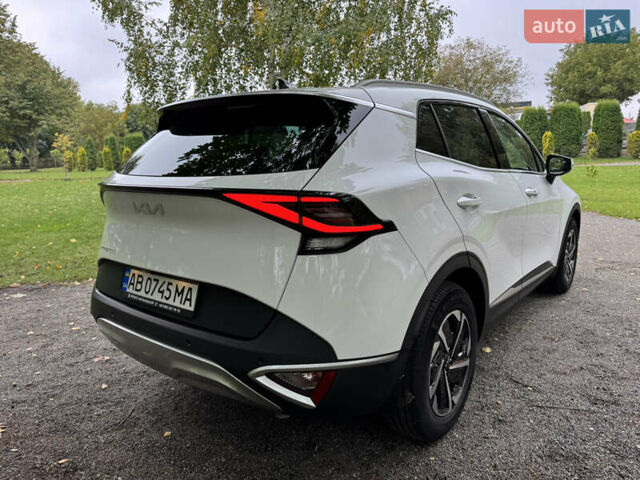 Киа Sportage 2024 в Хмельницком на Automoto.ua Белый Киа Sportage, объемом двигателя 1.6 л и пробегом 6 тыс. км за 31999 $, фото 5 на Automoto.ua