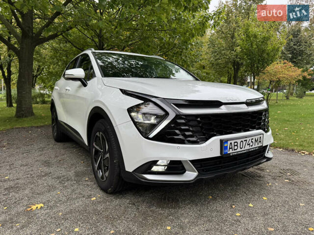 Киа Sportage 2024 в Хмельницком на Automoto.ua Белый Киа Sportage, объемом двигателя 1.6 л и пробегом 6 тыс. км за 31999 $, фото 9 на Automoto.ua