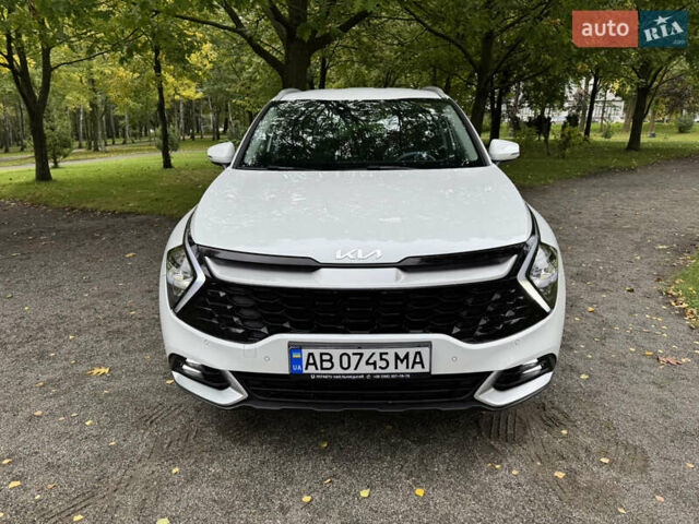 Киа Sportage 2024 в Хмельницком на Automoto.ua Белый Киа Sportage, объемом двигателя 1.6 л и пробегом 6 тыс. км за 31999 $, фото 10 на Automoto.ua