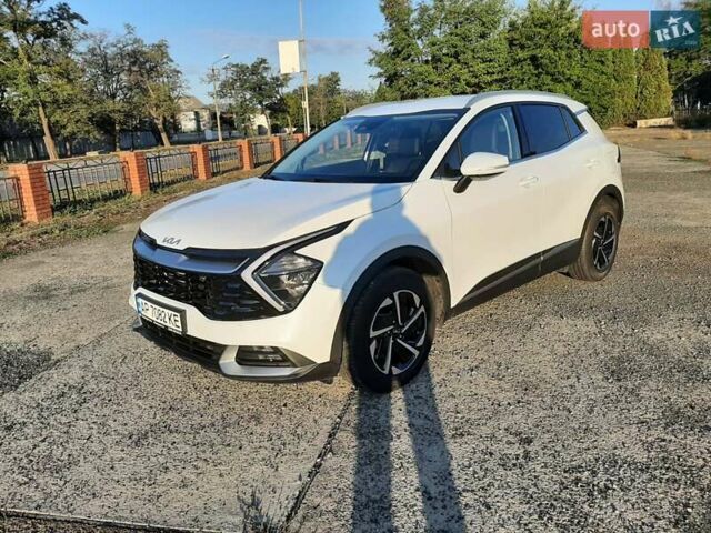 Белый Киа Sportage, объемом двигателя 1.6 л и пробегом 5 тыс. км за 29599 $, фото 5 на Automoto.ua