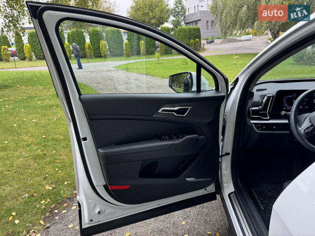 Киа Sportage 2024 в Хмельницком на Automoto.ua Белый Киа Sportage, объемом двигателя 1.6 л и пробегом 6 тыс. км за 31999 $, фото 13 на Automoto.ua