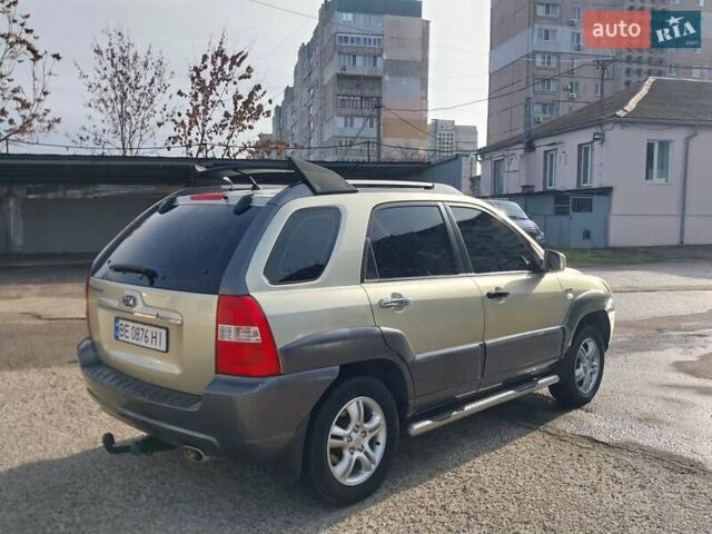 Бежевый Киа Sportage, объемом двигателя 1.98 л и пробегом 184 тыс. км за 6500 $, фото 11 на Automoto.ua