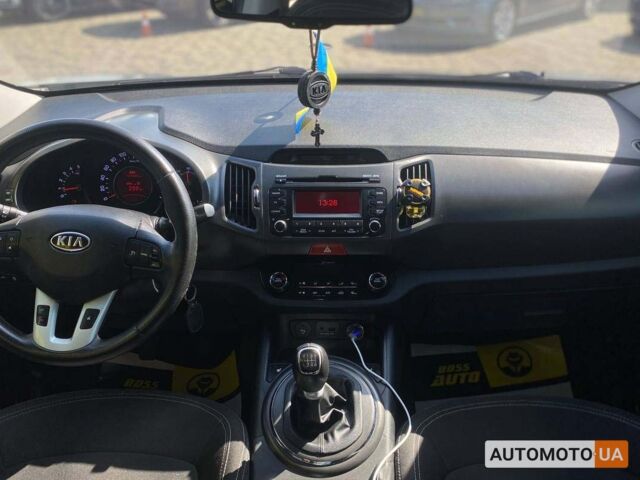 Бежевый Киа Sportage, объемом двигателя 2 л и пробегом 166 тыс. км за 12800 $, фото 15 на Automoto.ua