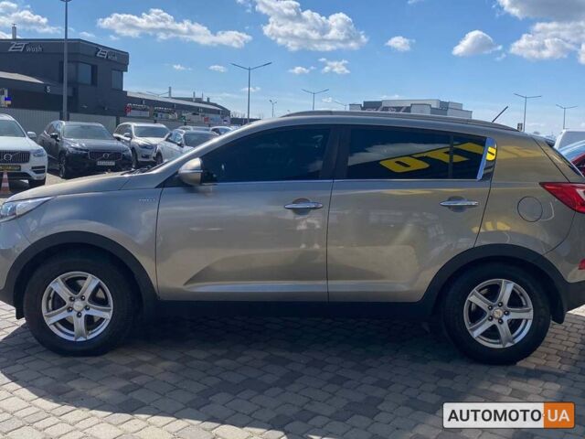 Бежевый Киа Sportage, объемом двигателя 2 л и пробегом 166 тыс. км за 12800 $, фото 3 на Automoto.ua