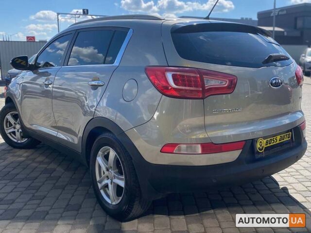 Бежевый Киа Sportage, объемом двигателя 2 л и пробегом 166 тыс. км за 12800 $, фото 4 на Automoto.ua
