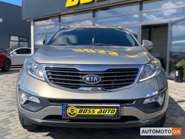 Бежевый Киа Sportage, объемом двигателя 2 л и пробегом 166 тыс. км за 12800 $, фото 1 на Automoto.ua
