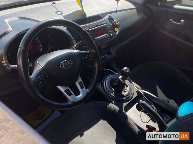 Бежевый Киа Sportage, объемом двигателя 2 л и пробегом 166 тыс. км за 12800 $, фото 11 на Automoto.ua