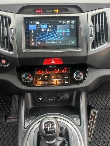 Бежевый Киа Sportage, объемом двигателя 2 л и пробегом 262 тыс. км за 12100 $, фото 12 на Automoto.ua