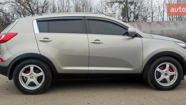 Бежевый Киа Sportage, объемом двигателя 2 л и пробегом 262 тыс. км за 12100 $, фото 44 на Automoto.ua