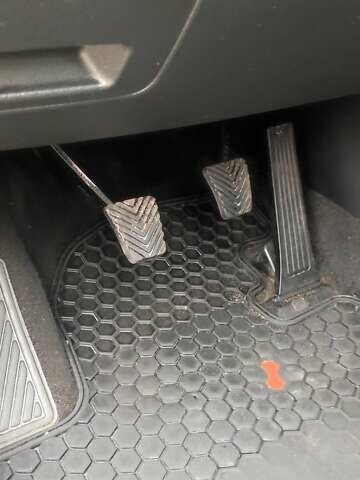 Бежевый Киа Sportage, объемом двигателя 2 л и пробегом 262 тыс. км за 12100 $, фото 8 на Automoto.ua